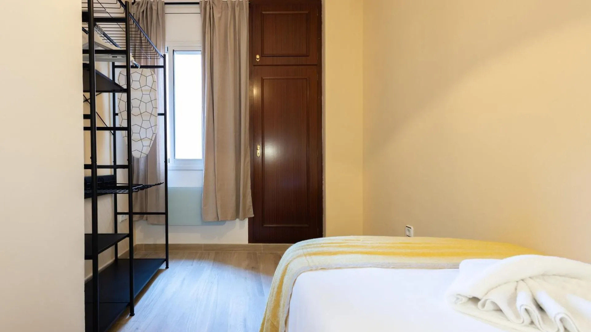 Stay U-Nique Apartments Sant Nicolau Barcelona Spanien